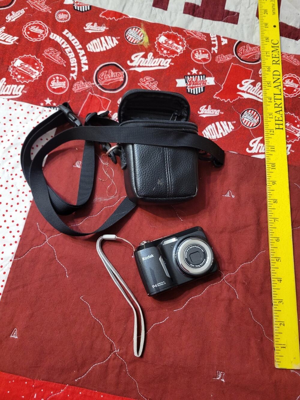 Kodak EasyShare C183 Digital Camera 14MP 3x Optical Zoom Black Point and Shoot
